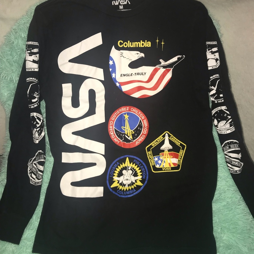 Long sleeve t-shirt
